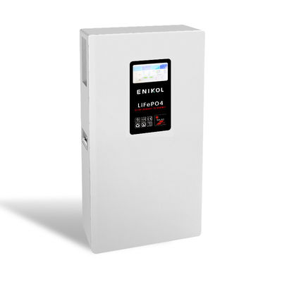 触覚画面 15KWH パワー 壁 搭載 51.2V 300AH LiFePo4 バッテリー 白い塗装鋼
